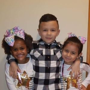 Meet your Posher, Luis